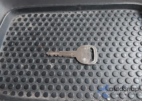 2004 Chevrolet Silverado 1500 Ls from USA, damaged, VIN 2GCEC19T541113114